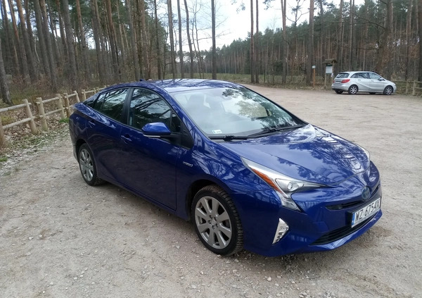 Toyota Prius cena 53500 przebieg: 263500, rok produkcji 2016 z Skierniewice małe 232